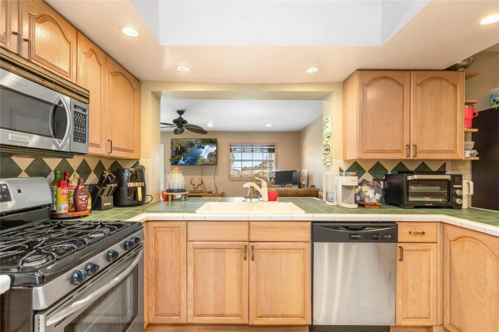 3048 NW 113th Avenue, Sunrise, FL 33323 Photo