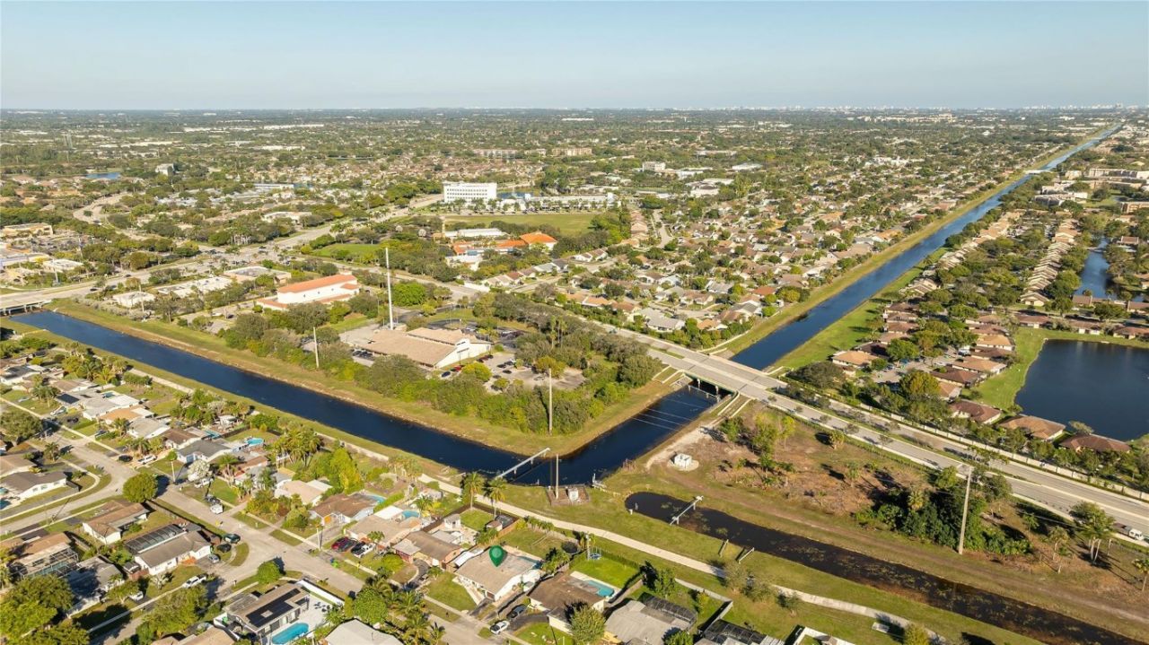 3048 NW 113th Avenue, Sunrise, FL 33323 Photo