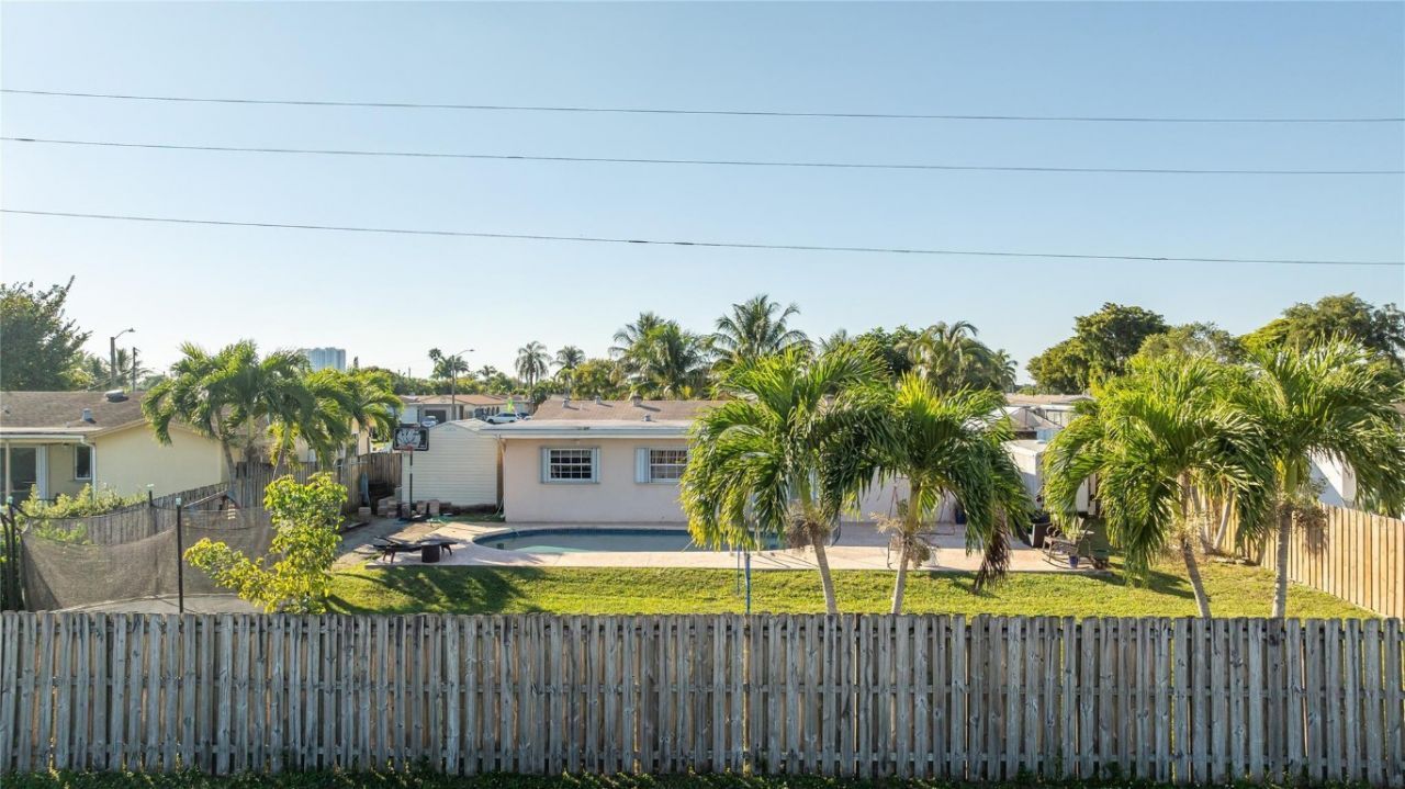 3048 NW 113th Avenue, Sunrise, FL 33323 Photo