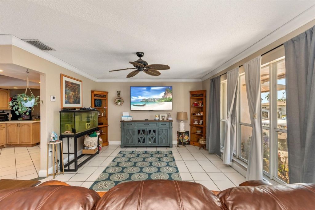 3048 NW 113th Avenue, Sunrise, FL 33323 Photo