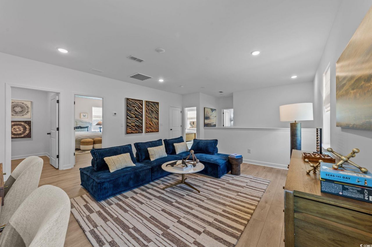 996 Triton Ave. Photo 13