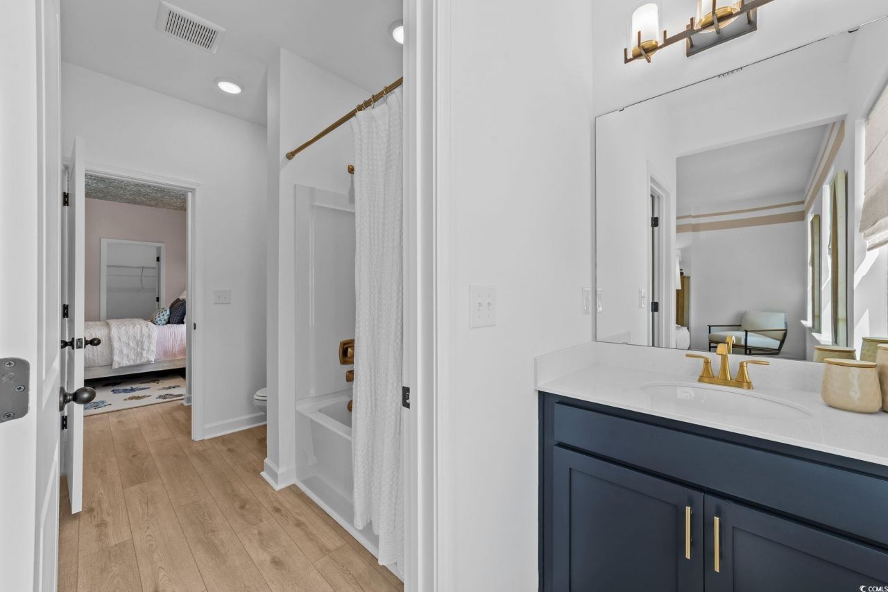 996 Triton Ave. Photo 18