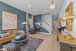 996 Triton Ave. photo 4