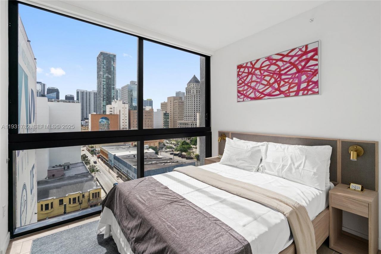 225 N Miami Ave, Unit 1012, Miami, FL 33132 Photo