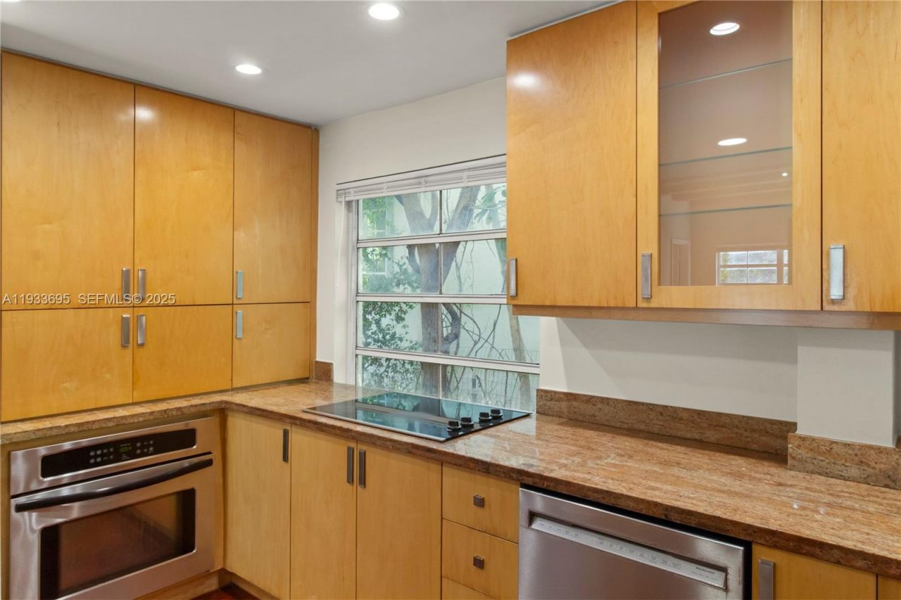 1605 Euclid Ave , Unit A1, Miami Beach, FL 33139 Photo