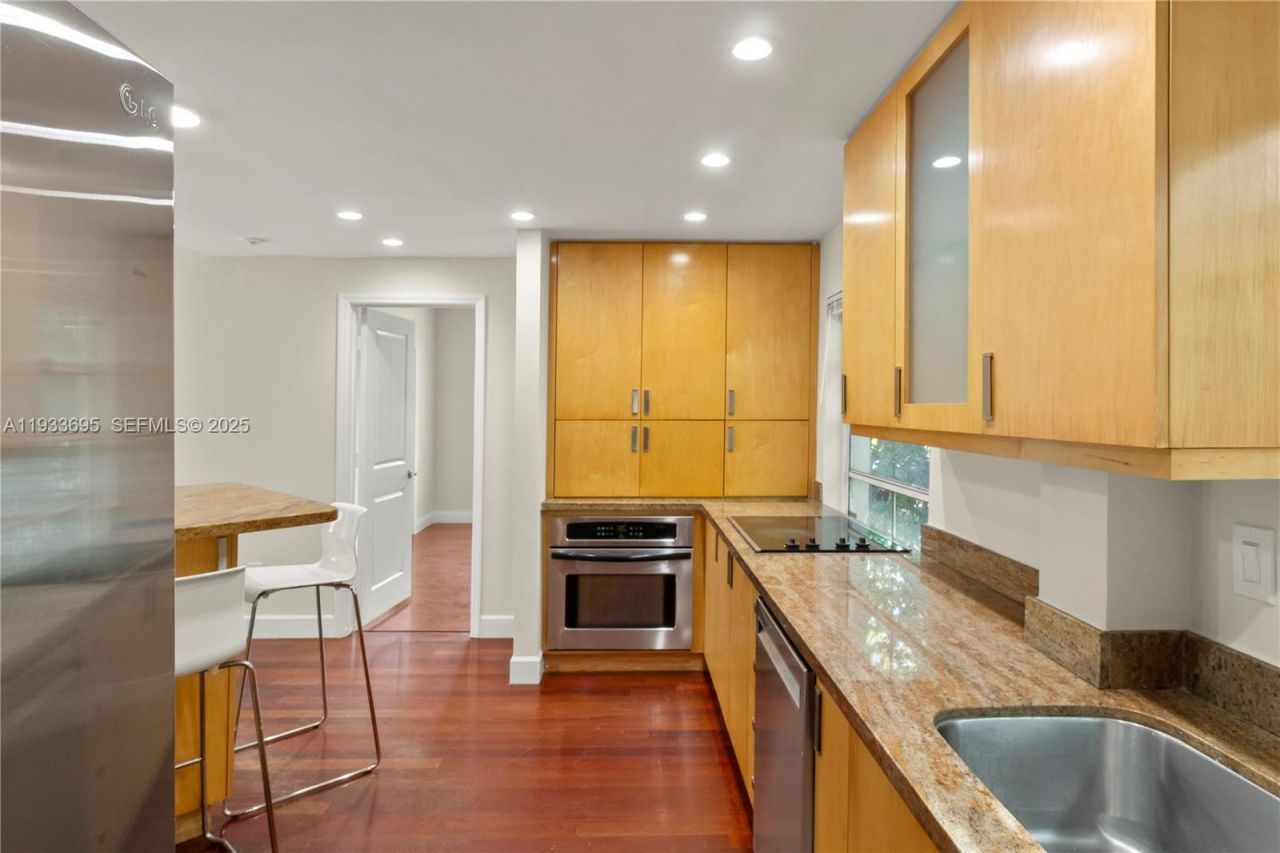 1605 Euclid Ave , Unit A1, Miami Beach, FL 33139 Photo