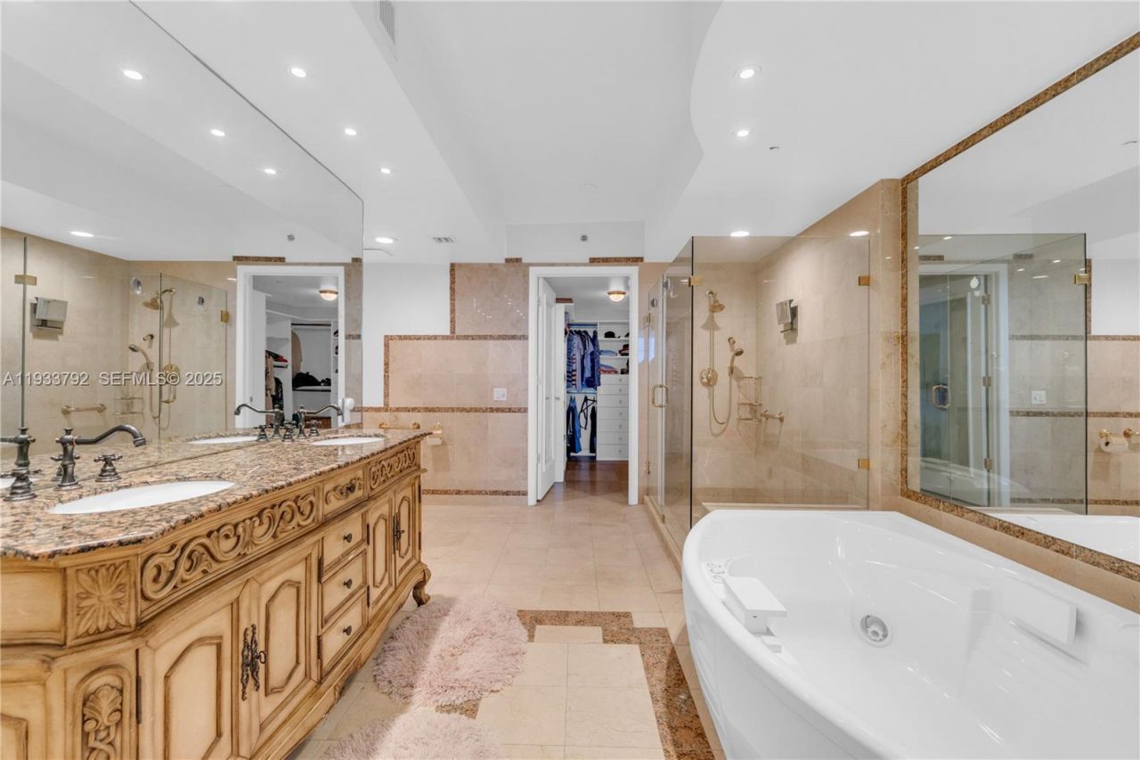 19111 Collins Ave, Unit 1607, Sunny Isles Beach, FL 33160 Photo