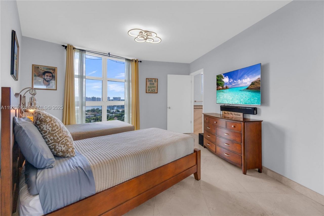 19111 Collins Ave, Unit 1607, Sunny Isles Beach, FL 33160 Photo