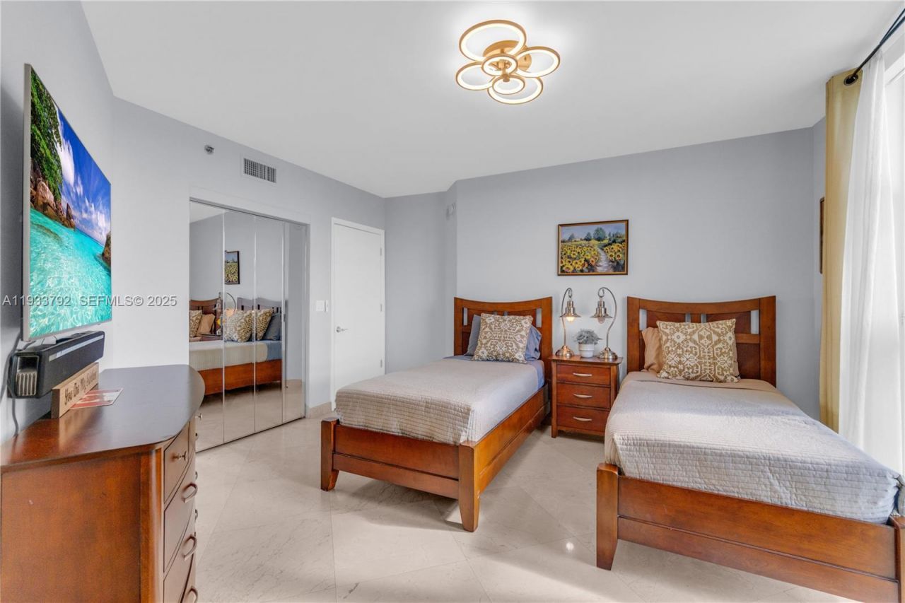 19111 Collins Ave, Unit 1607, Sunny Isles Beach, FL 33160 Photo