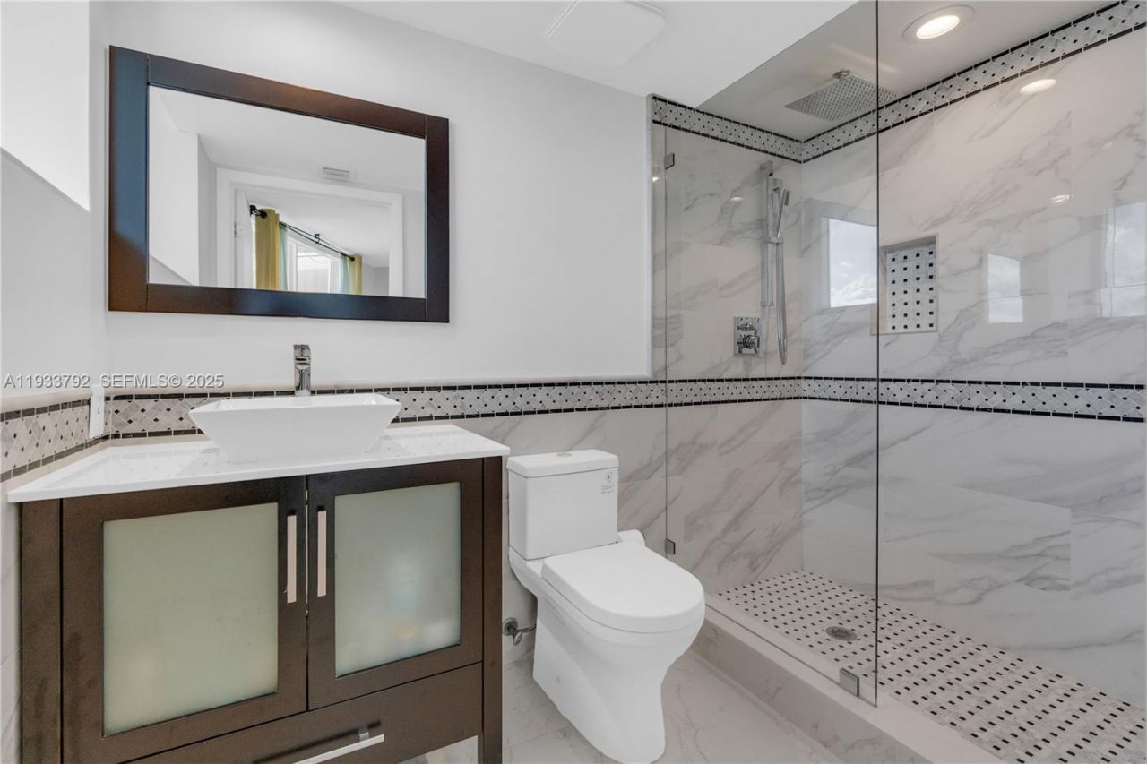 19111 Collins Ave, Unit 1607, Sunny Isles Beach, FL 33160 Photo