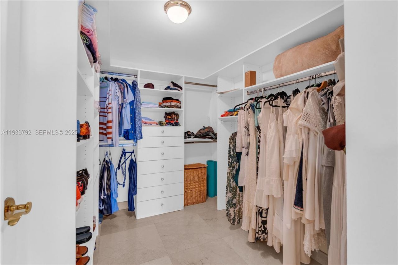 19111 Collins Ave, Unit 1607, Sunny Isles Beach, FL 33160 Photo