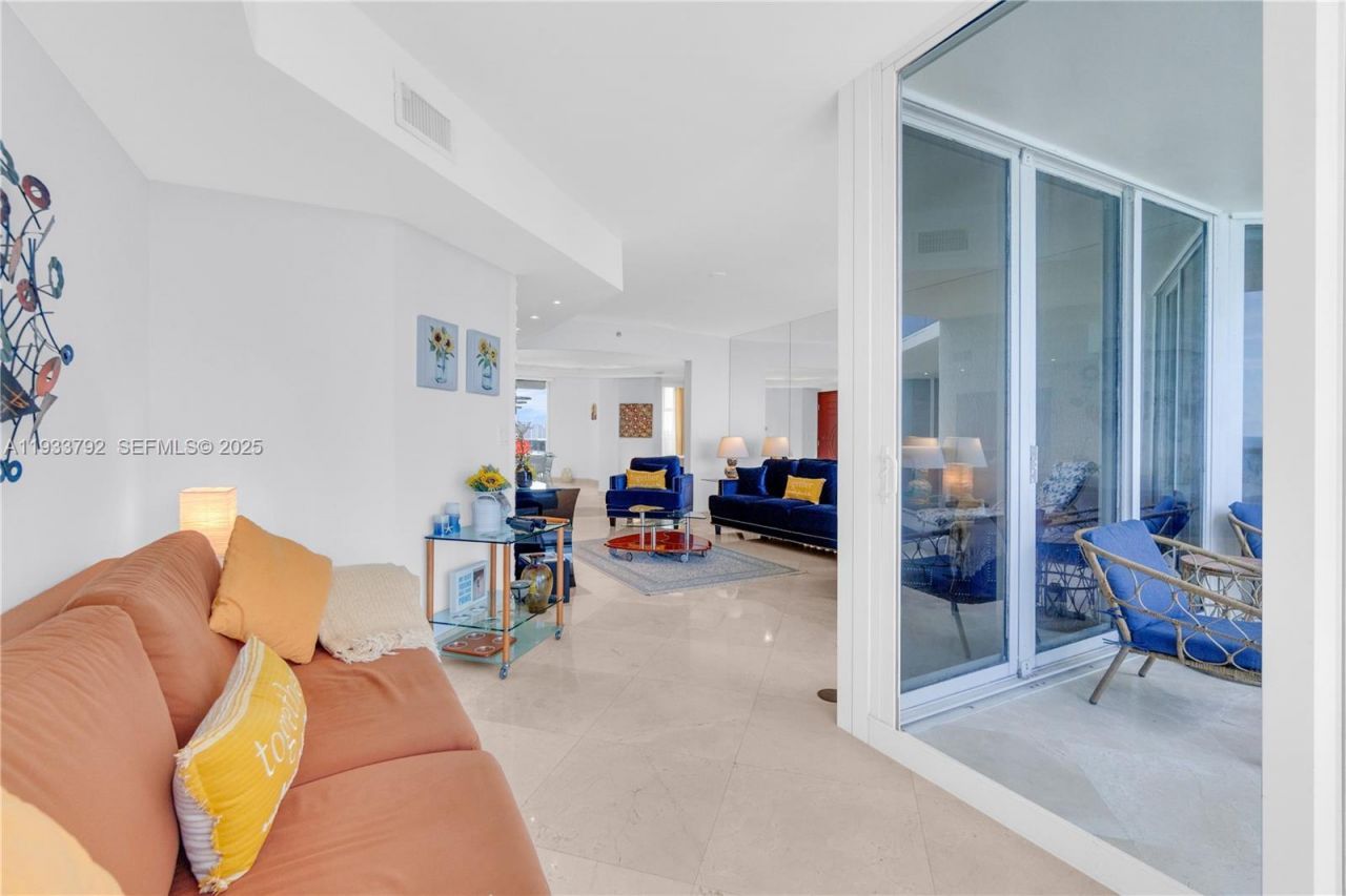 19111 Collins Ave, Unit 1607, Sunny Isles Beach, FL 33160 Photo
