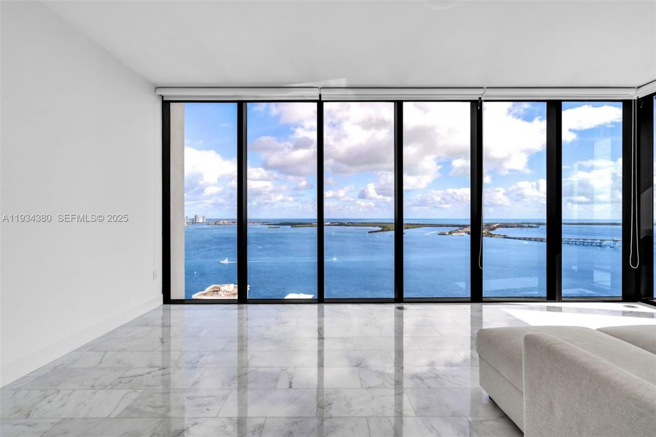 1451 Brickell Ave, Unit 3702, Miami, FL 33131 Photo