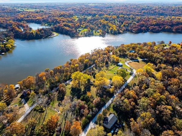 Wolfe Street, Excelsior Springs, MO 64024