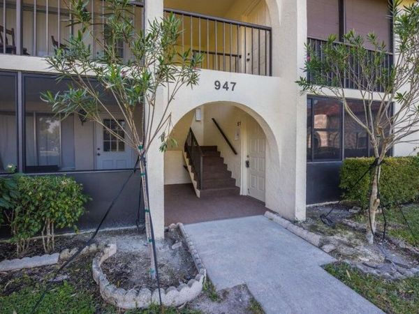 4765 Sable Pine Circle, Unit B1, West Palm Beach, FL 33417