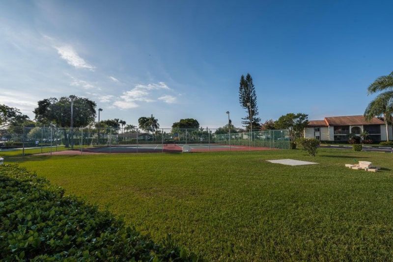 4765 Sable Pine Circle, Unit B1, West Palm Beach, FL 33417 Photo