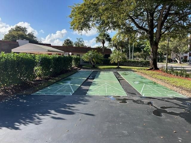 1000 Country Club Drive, Unit 403, Margate, FL 33063 Photo