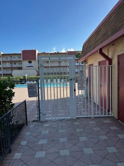 1000 Country Club Drive, Unit 403, Margate, FL 33063 Photo