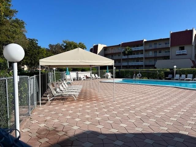 1000 Country Club Drive, Unit 403, Margate, FL 33063 Photo