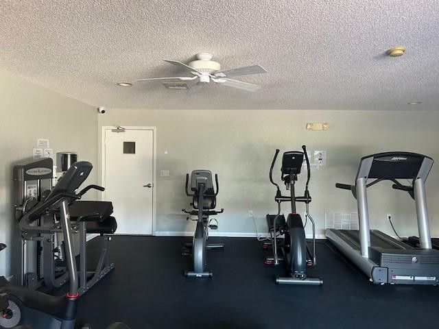 1000 Country Club Drive, Unit 403, Margate, FL 33063 Photo