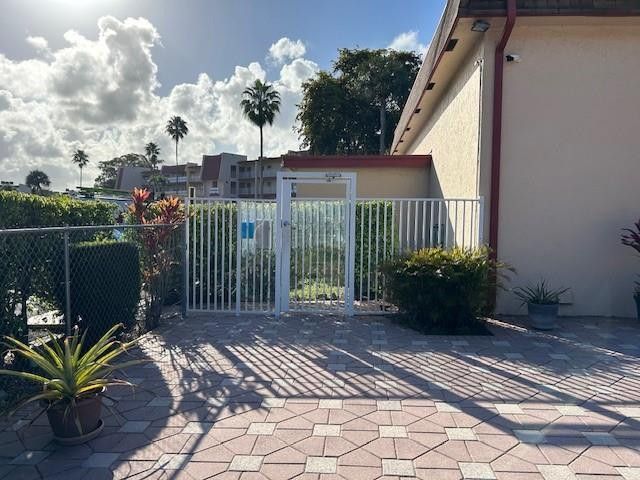 1000 Country Club Drive, Unit 403, Margate, FL 33063 Photo