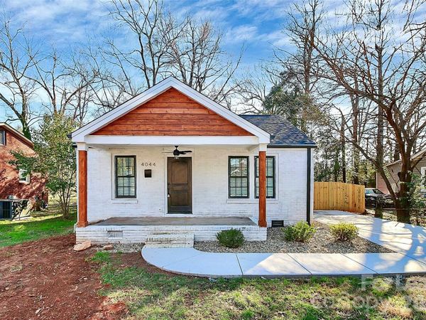 4044 Dinglewood Avenue, Charlotte, NC 28205