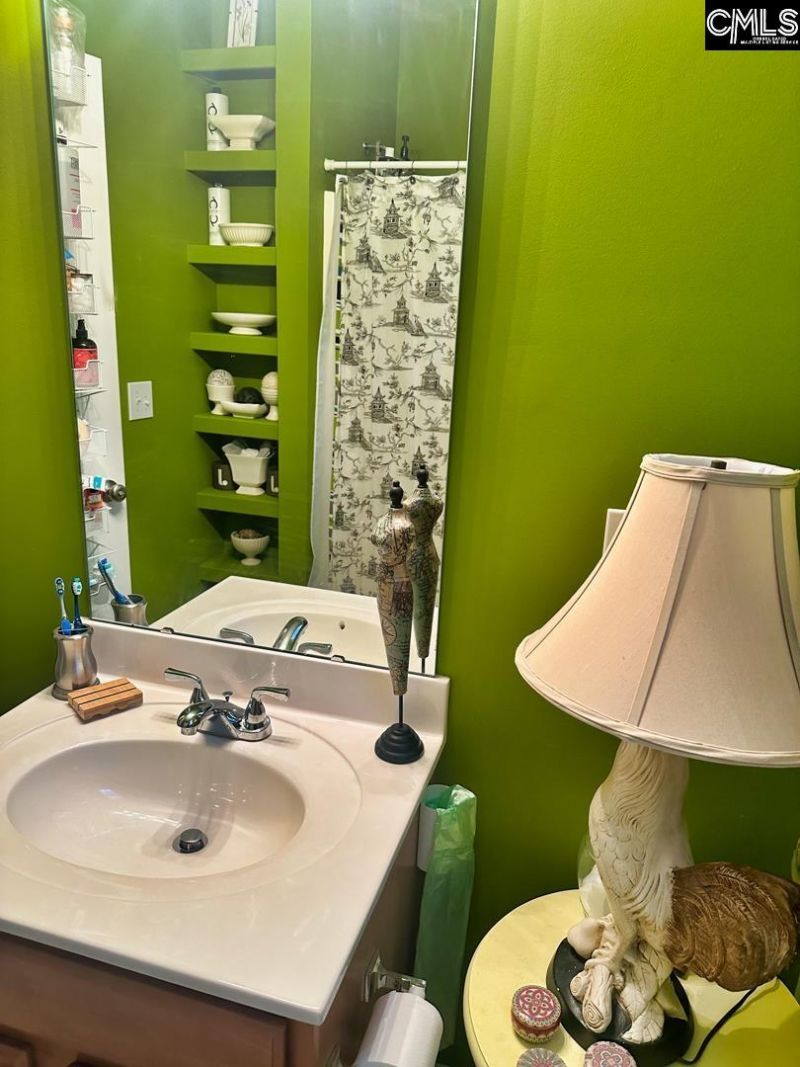 137 Wescott Place Photo 32