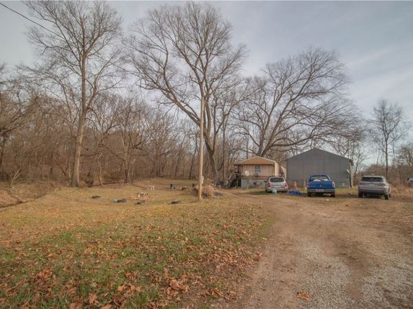 16576 W HWY 12, Gentry, AR 72734