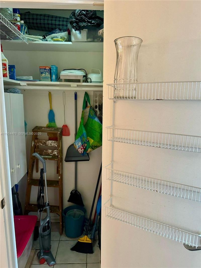 15600 NE 6th Ave , Unit 34A, Miami, FL 33162 Photo