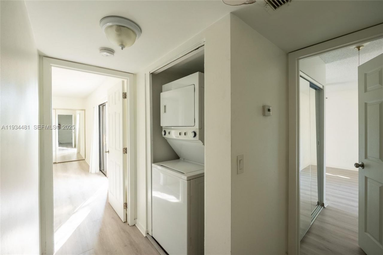 4205 Village Dr , Unit D, Delray Beach, FL 33445 Photo