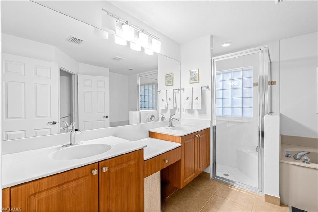 8949 Cascades Isle Blvd, Estero, FL 33928 Photo