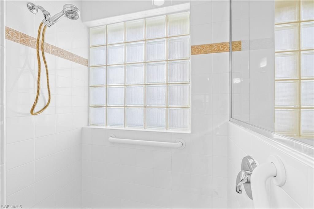 8949 Cascades Isle Blvd, Estero, FL 33928 Photo