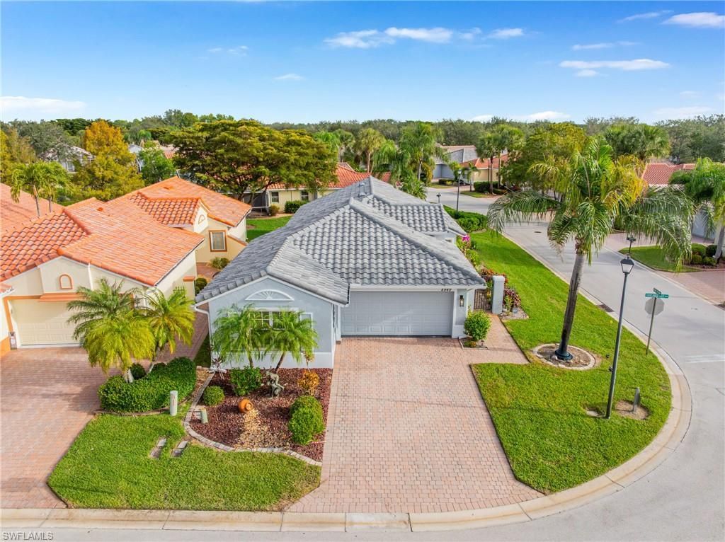 8949 Cascades Isle Blvd, Estero, FL 33928 Photo