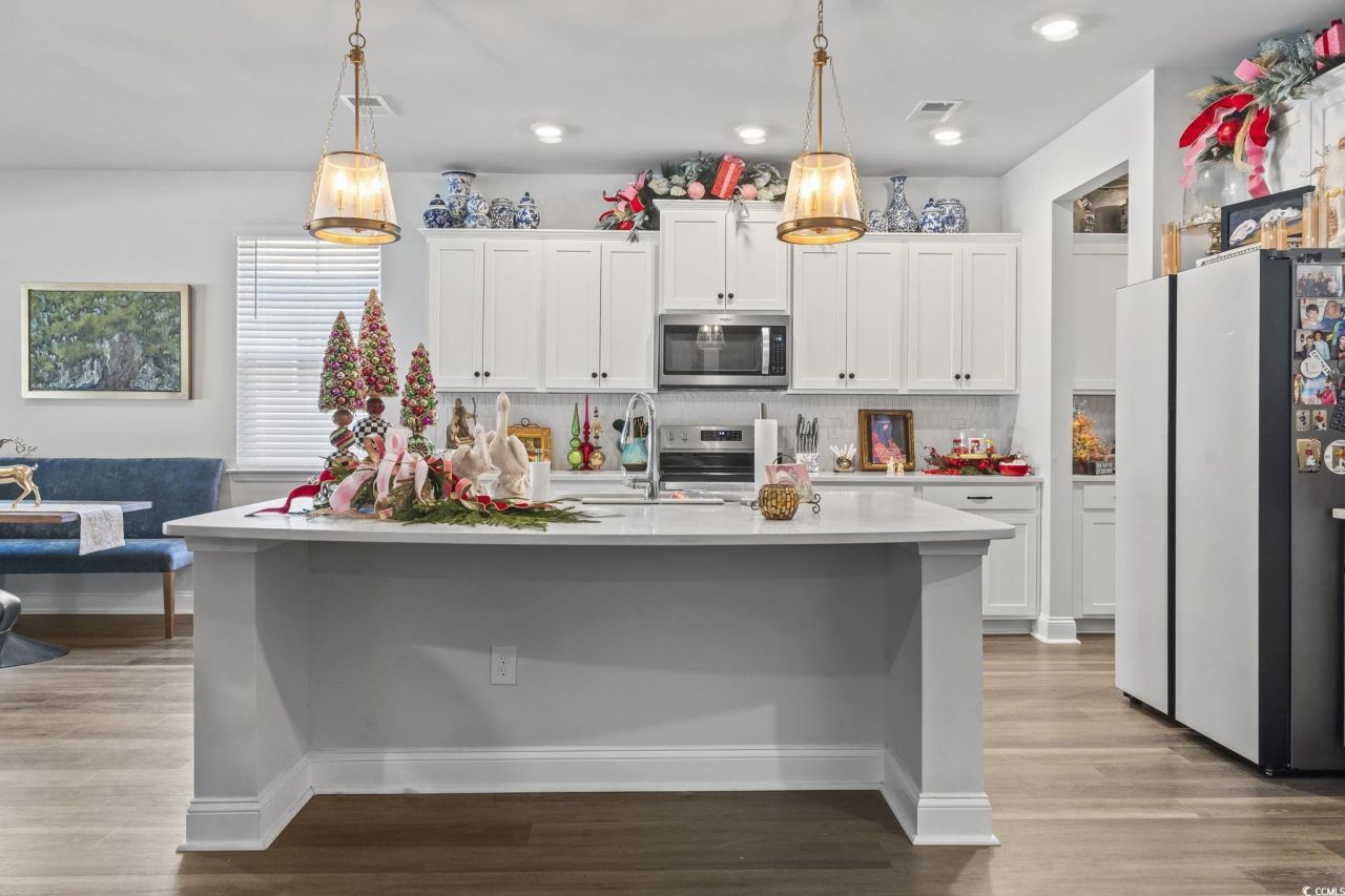 356 Clear Lake Dr. Photo 13