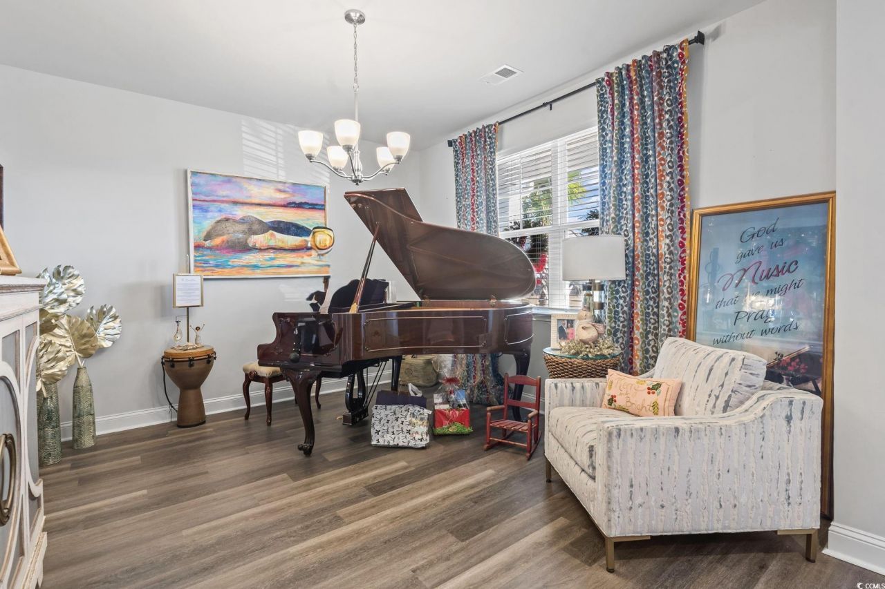 356 Clear Lake Dr. Photo 7