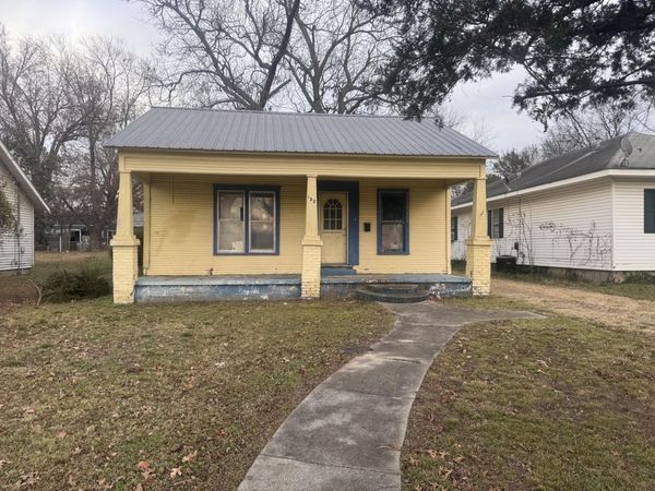 122 I Street NW, Miami, OK 74354