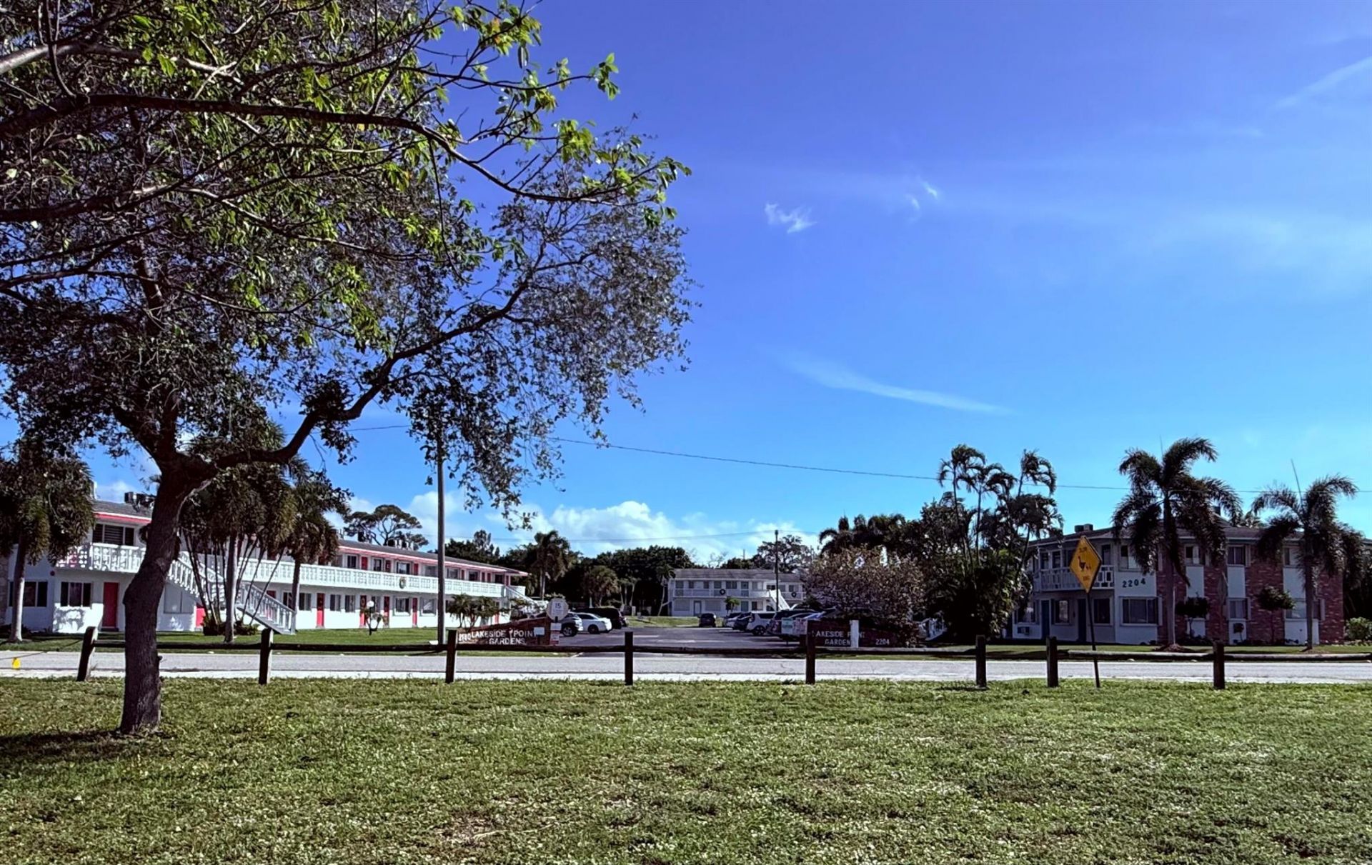 2204 Lake Osborne Drive, Unit 5, Lake Worth Beach, FL 33461 Photo