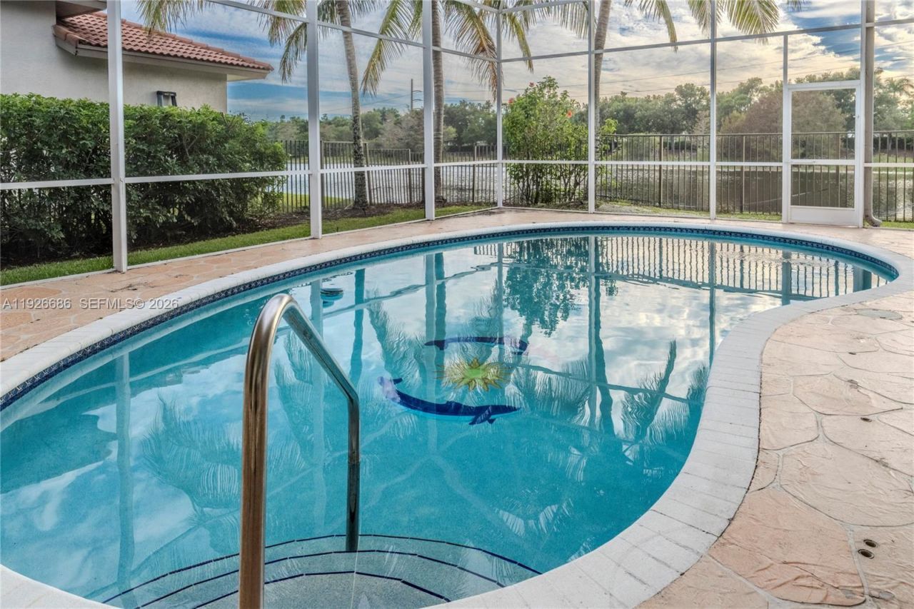 2893 Oakbrook Dr , Weston, FL 33332 Photo