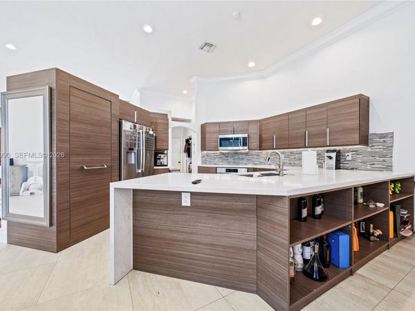 2994 Oakbrook Dr , Weston, FL 33332