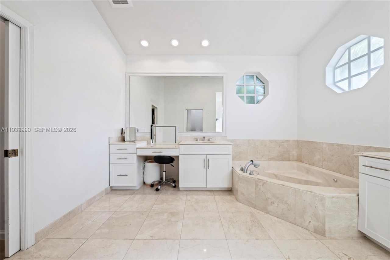 2994 Oakbrook Dr , Weston, FL 33332 Photo