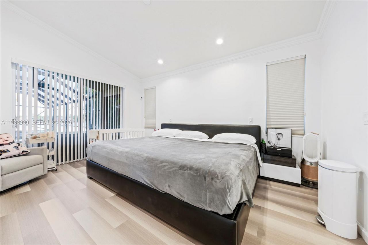 2994 Oakbrook Dr , Weston, FL 33332 Photo