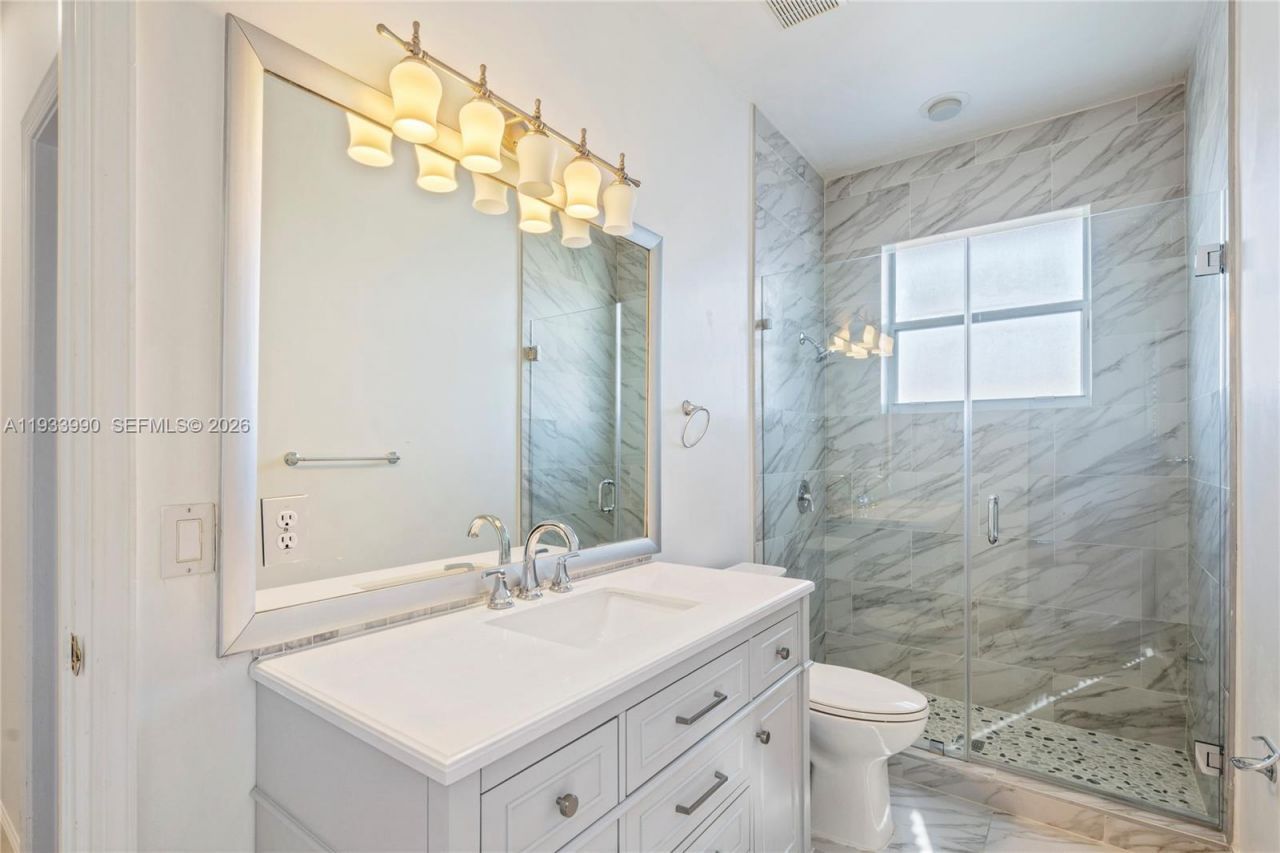 2994 Oakbrook Dr , Weston, FL 33332 Photo