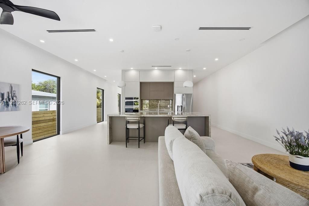 1319 NE 13th Ave, Fort Lauderdale, FL 33304 Photo