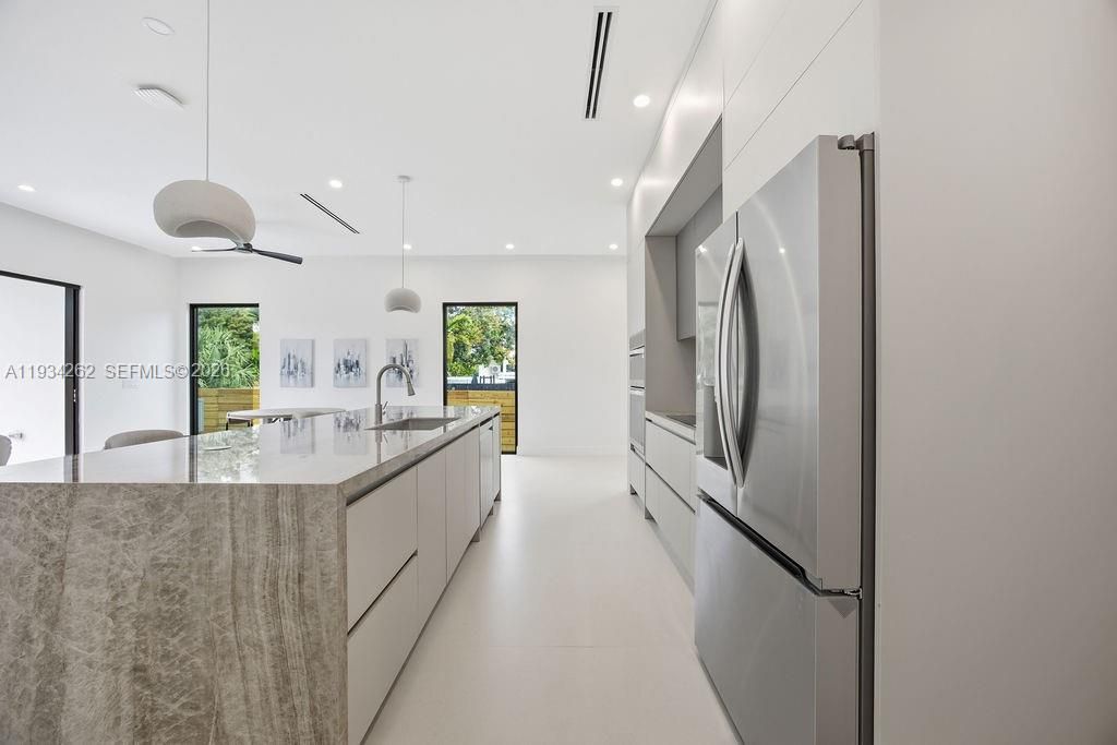 1319 NE 13th Ave, Fort Lauderdale, FL 33304 Photo