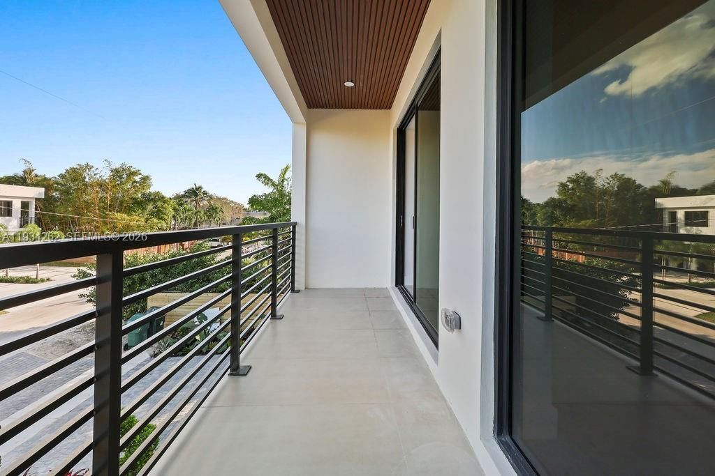 1319 NE 13th Ave, Fort Lauderdale, FL 33304 Photo