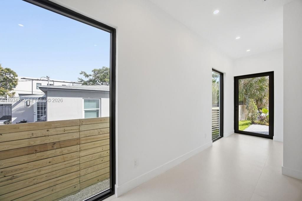 1319 NE 13th Ave, Fort Lauderdale, FL 33304 Photo