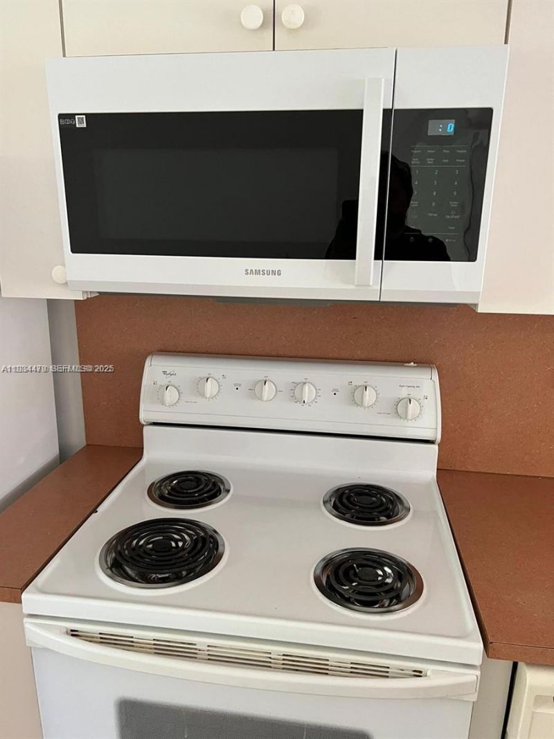 2911 SE 13th Rd, Unit 204-40, Homestead, FL 33035 Photo