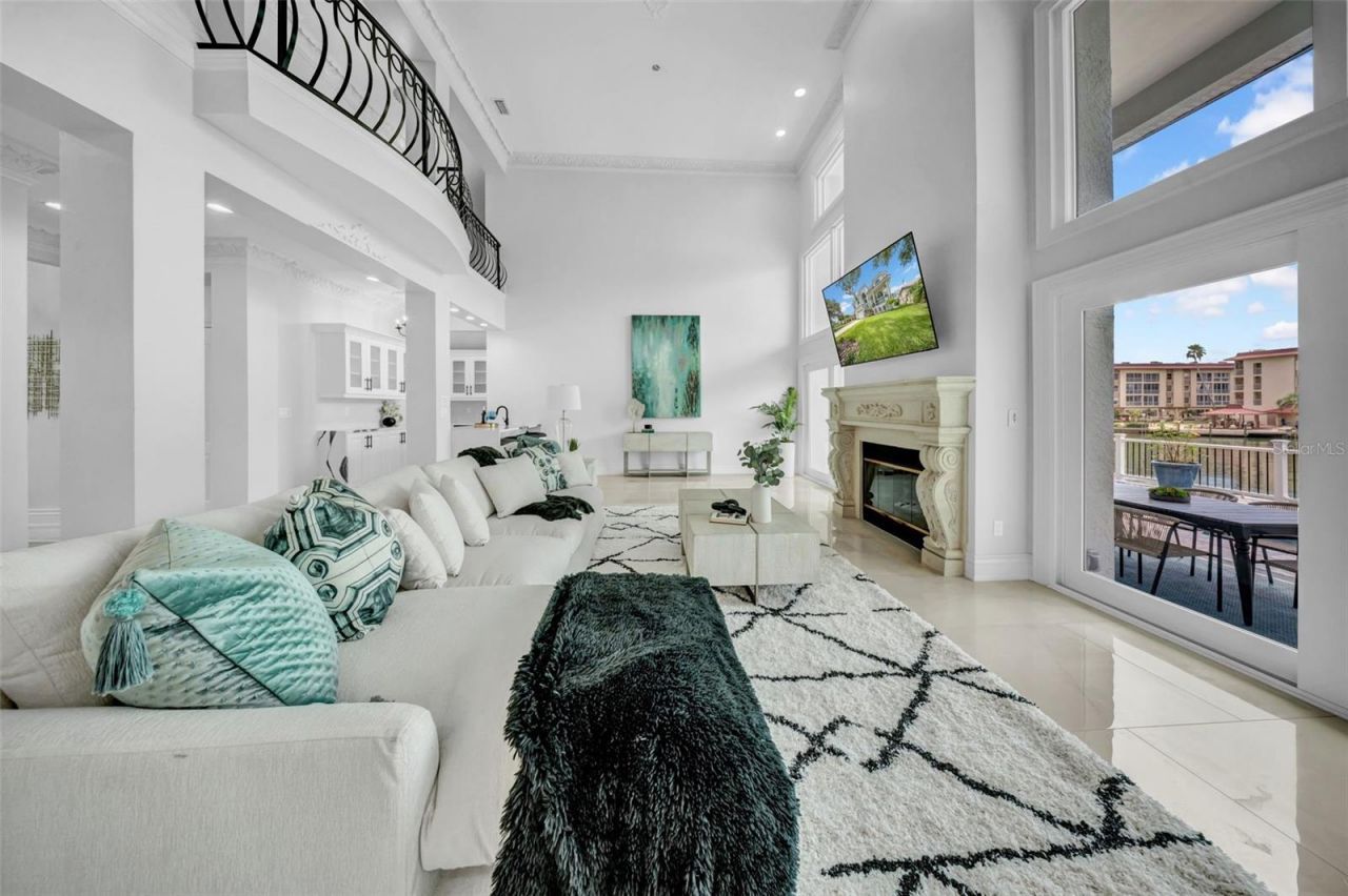 124 Leeward Island, Clearwater Beach, FL 33767 Photo