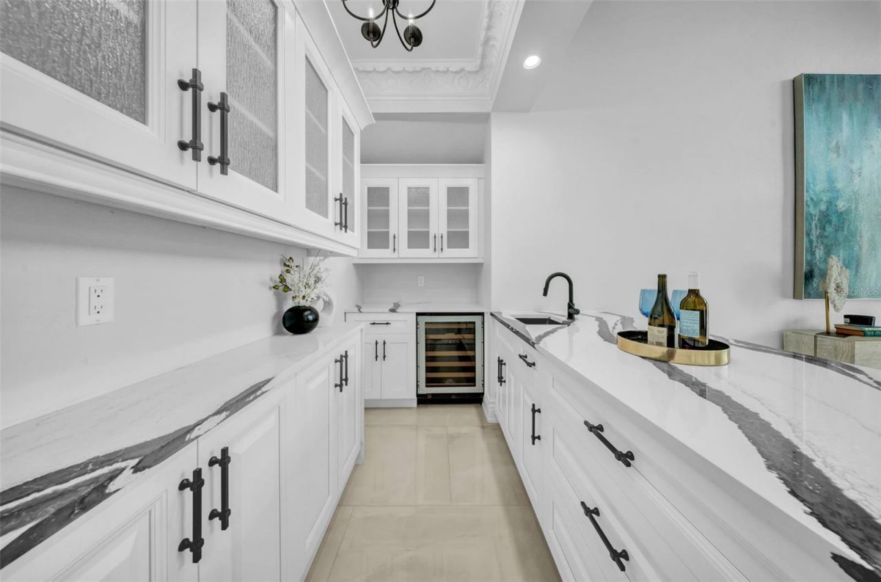 124 Leeward Island, Clearwater Beach, FL 33767 Photo