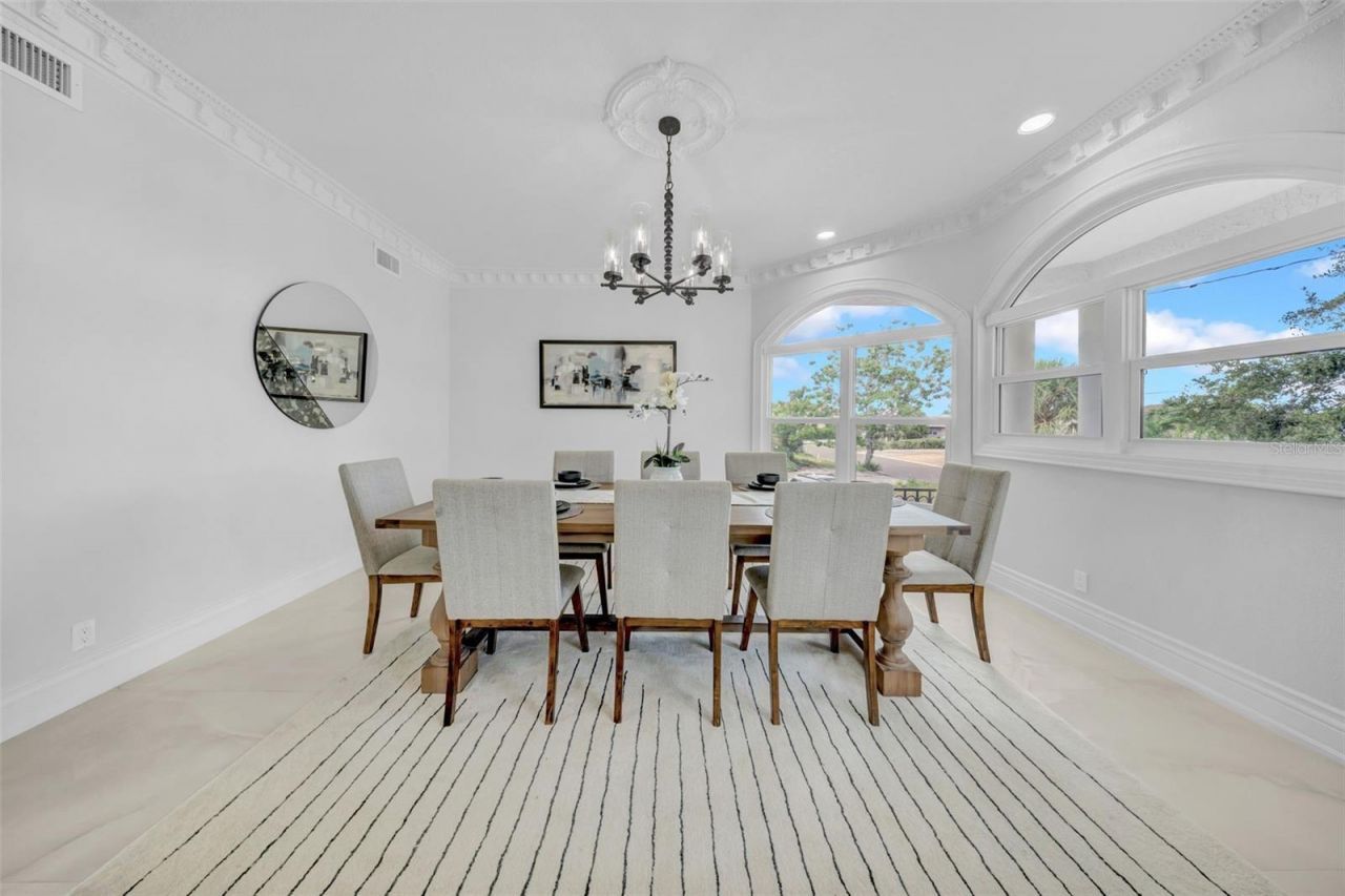 124 Leeward Island, Clearwater Beach, FL 33767 Photo